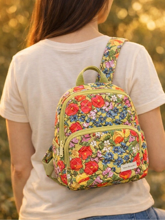 Vera Bradley Handbags - 💕Vera Bradley Small Banbury Backpack Meadow Bouquet
